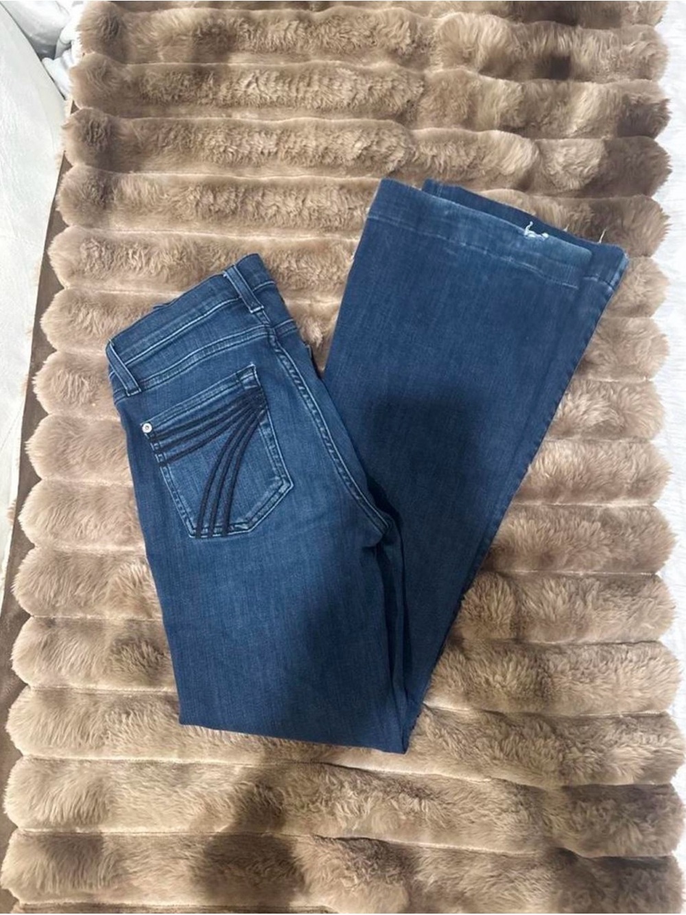 7 For All Mankind